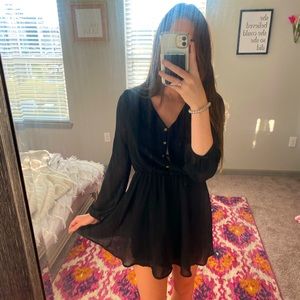 Long sleeve black dress - Medium